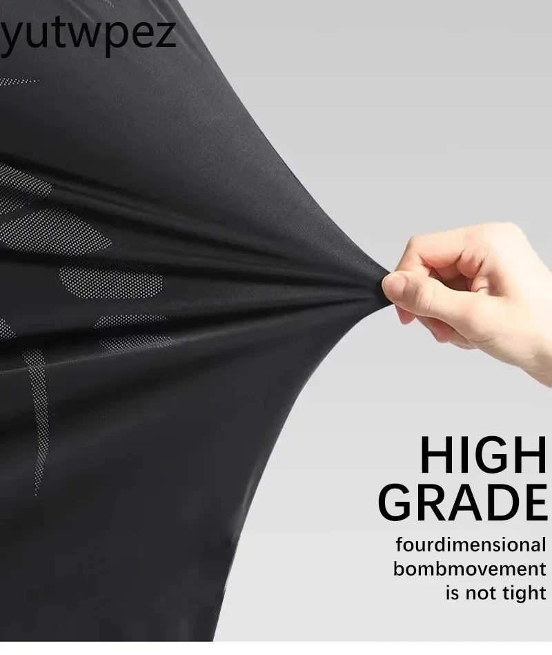 بدلة رياضية للتدريب والجري في  - مراجعة Running Jogging Gear وسعره